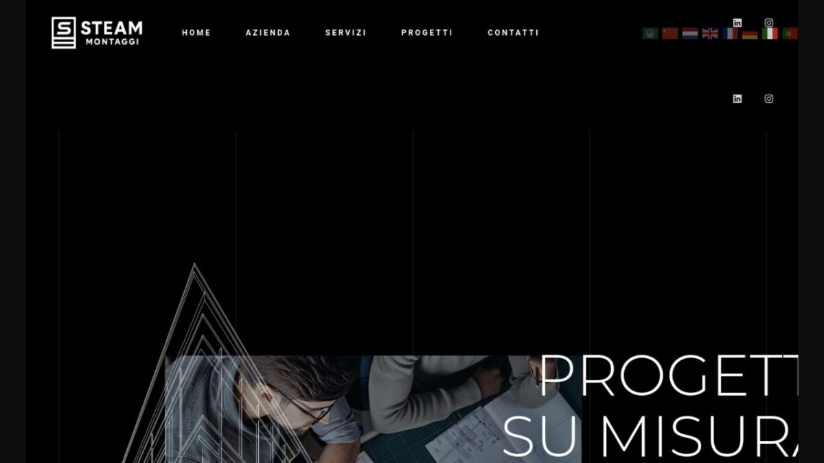 Homepage del sito Steam Montaggi con navigazione multilingua e hero grafica